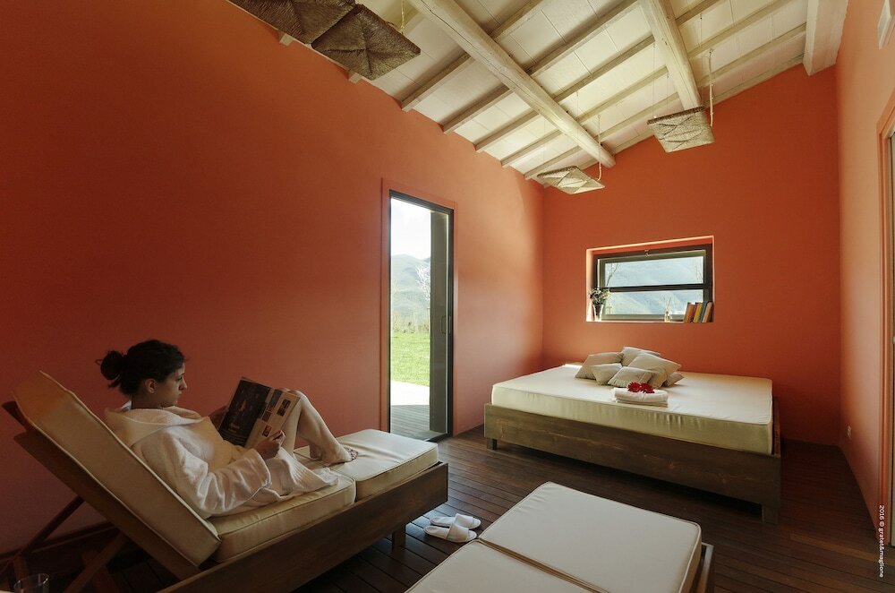 Фото Castello di Postignano Relais