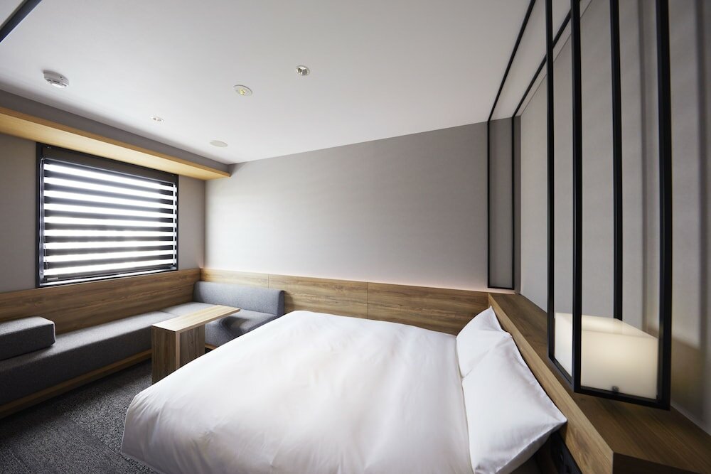 Фото Hotel androoms Shin-Osaka