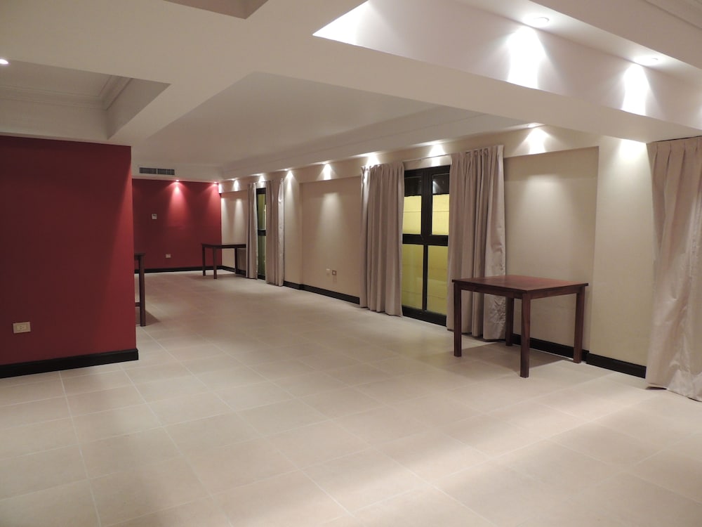 Фото Premium Tower Suites San Luis