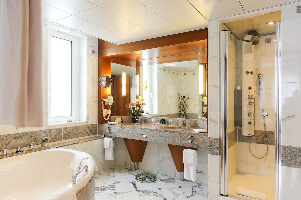 Фото Le Royal Hotels & Resorts