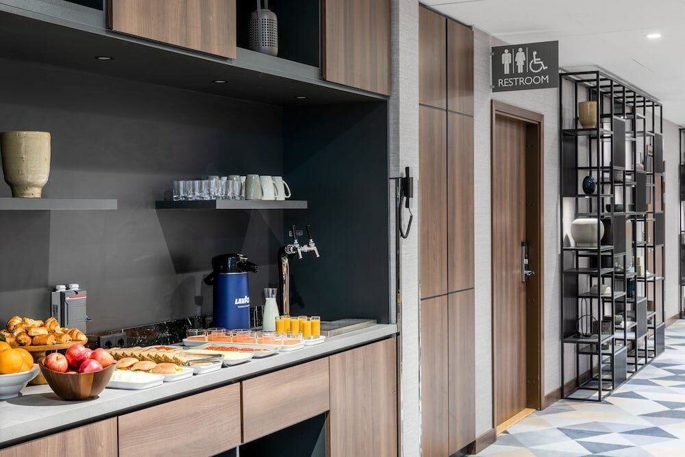 Фото Ac Hotel by Marriott Stockholm Ulriksdal