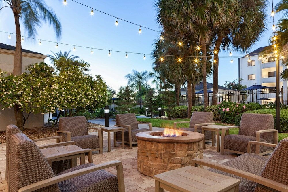 Фото Courtyard by Marriott Tampa Westshore/Airport