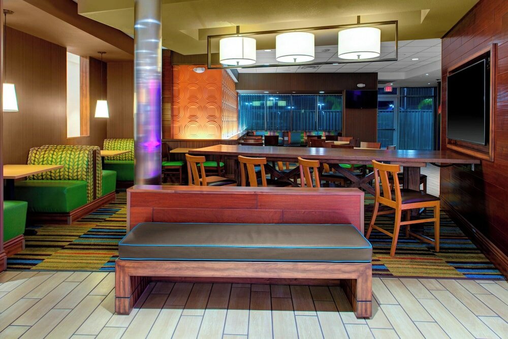 Фото Fairfield Inn & Suites by Marriott Bakersfield North/Airport