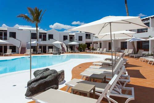 Гостиница R2 Bahía Kontiki Beach Apartments в Тиасе