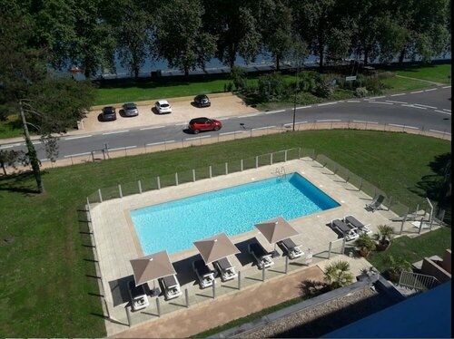 Гостиница Mercure Macon Bord de Saone в Маконе