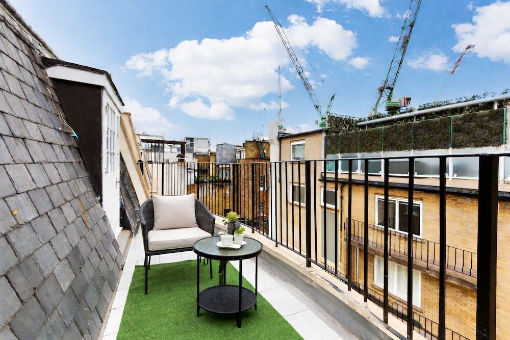 Фото Park Lane Apartments - Clarges St
