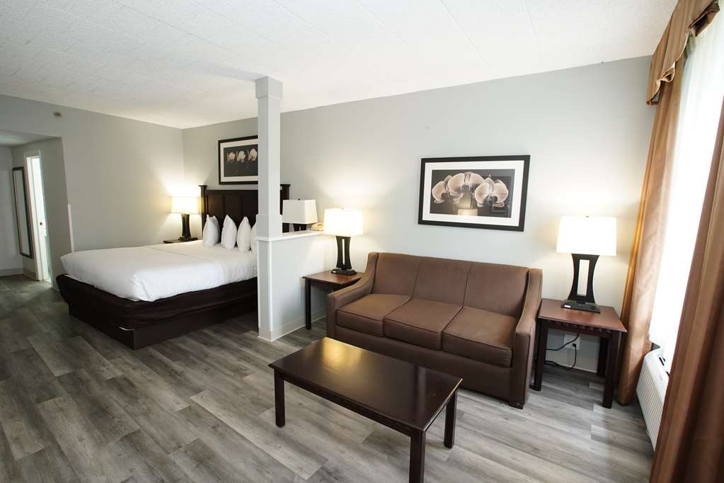 Фото Best Western Paramus Hotel & Suites