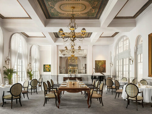 Гостиница Raffles Hotel Le Royal в Пномпене