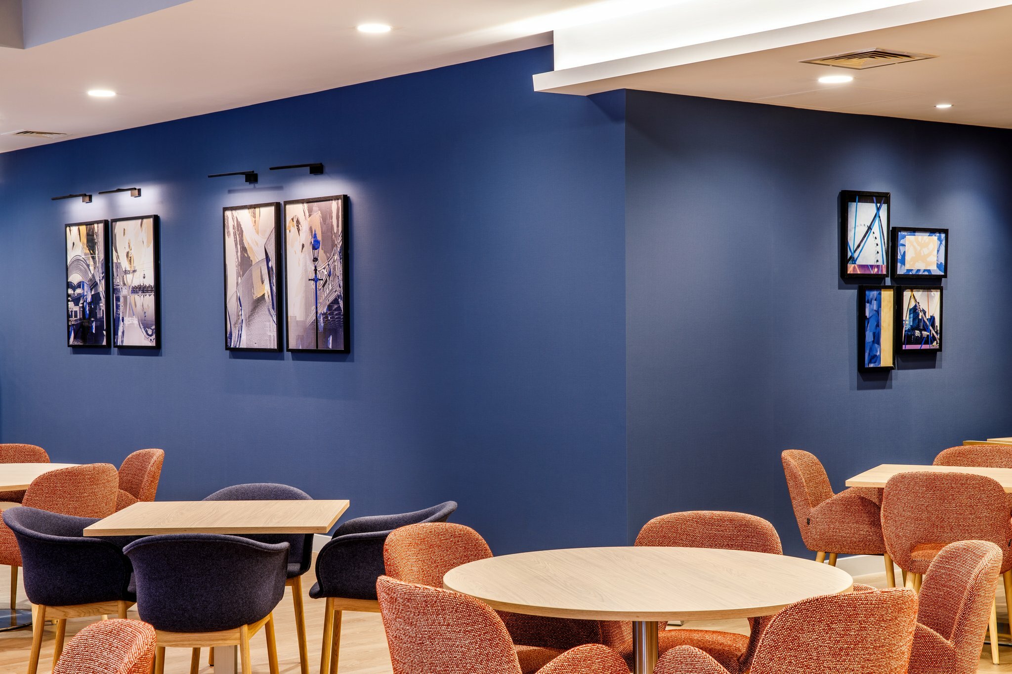 Фото Holiday Inn Express London - ExCeL