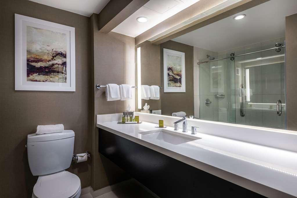 Фото DoubleTree by Hilton Los Angeles - Norwalk