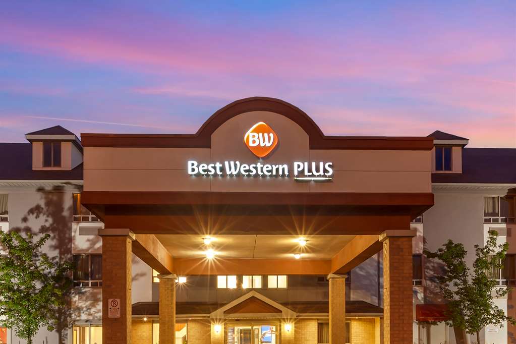 Фото Best Western Plus Burlington Inn & Suites