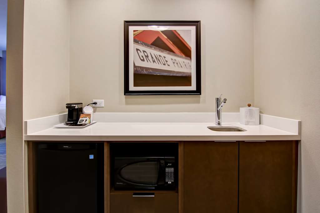 Фото Hampton Inn & Suites by Hilton Grande Prairie