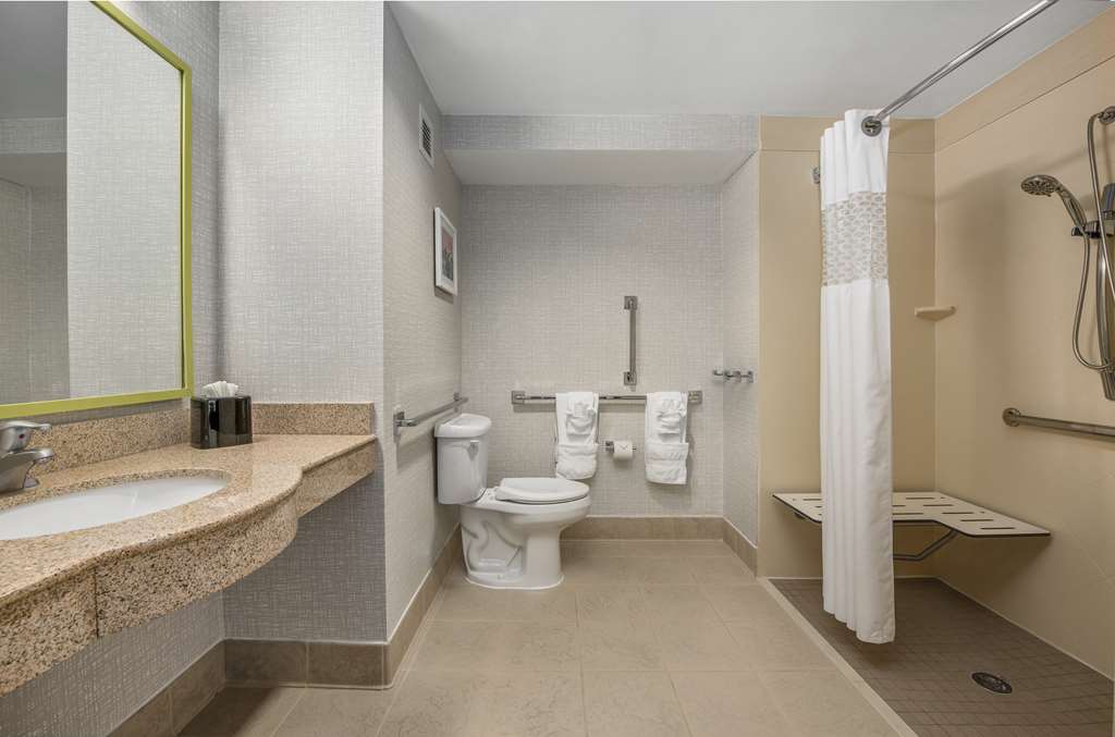 Фото Hampton Inn & Suites-Dallas Allen