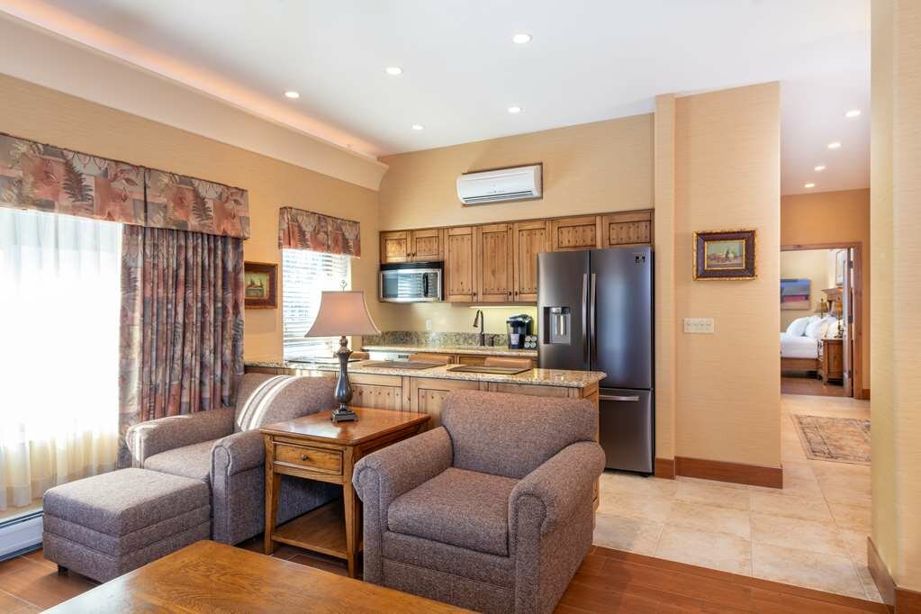 Фото Best Western Plus Waterbury - Stowe