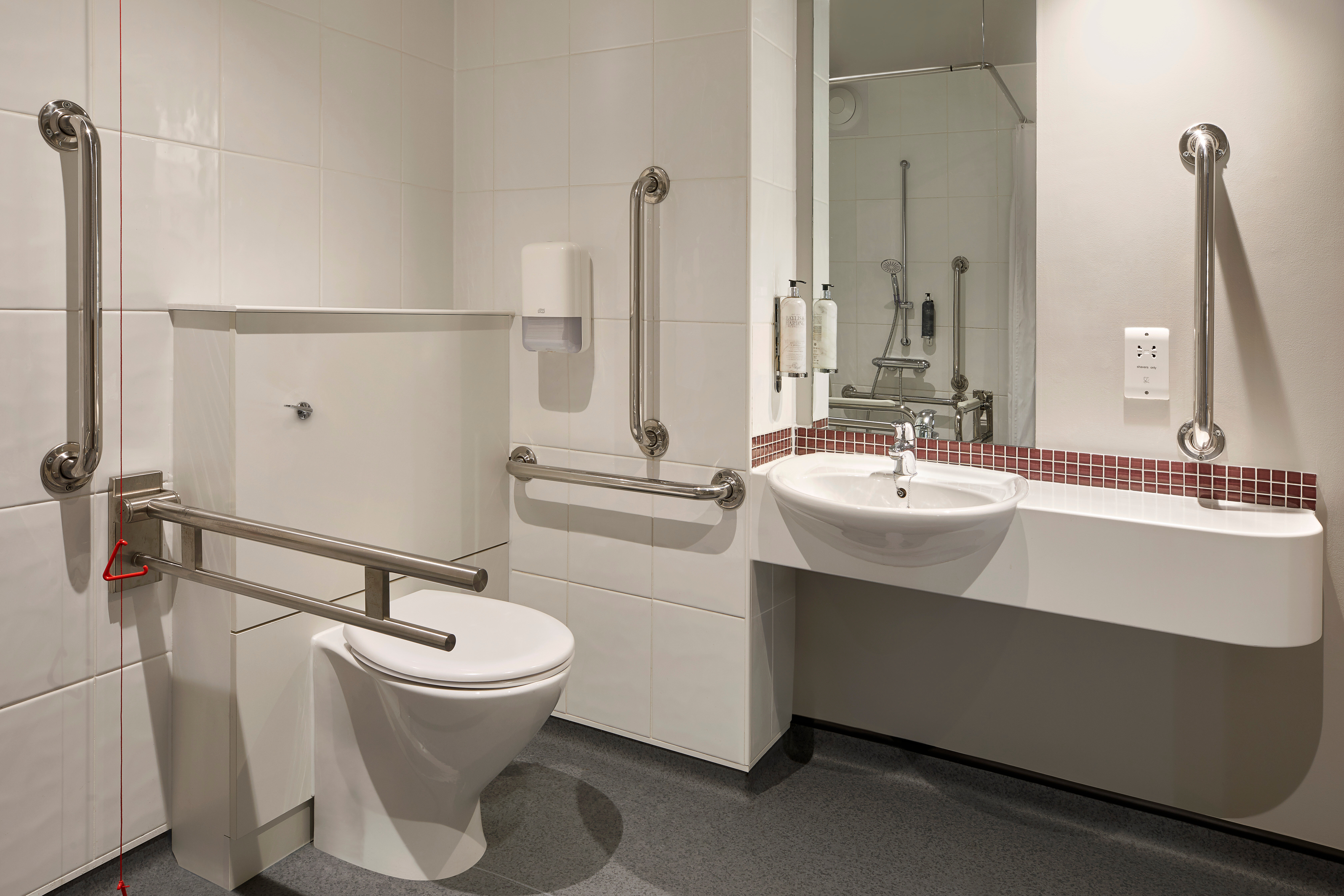 Фото Premier Inn Dundee West