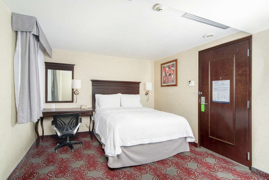 Фото Hampton Inn & Suites Mexico City Centro Historico