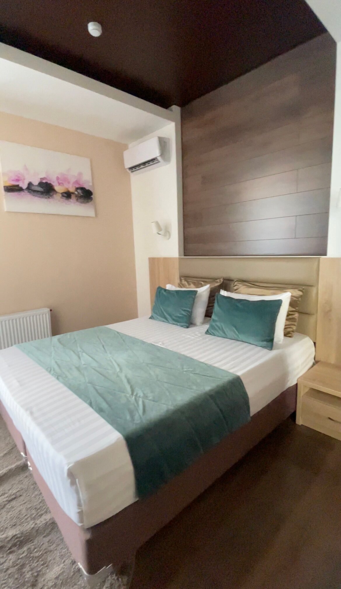 Фото Шатолье