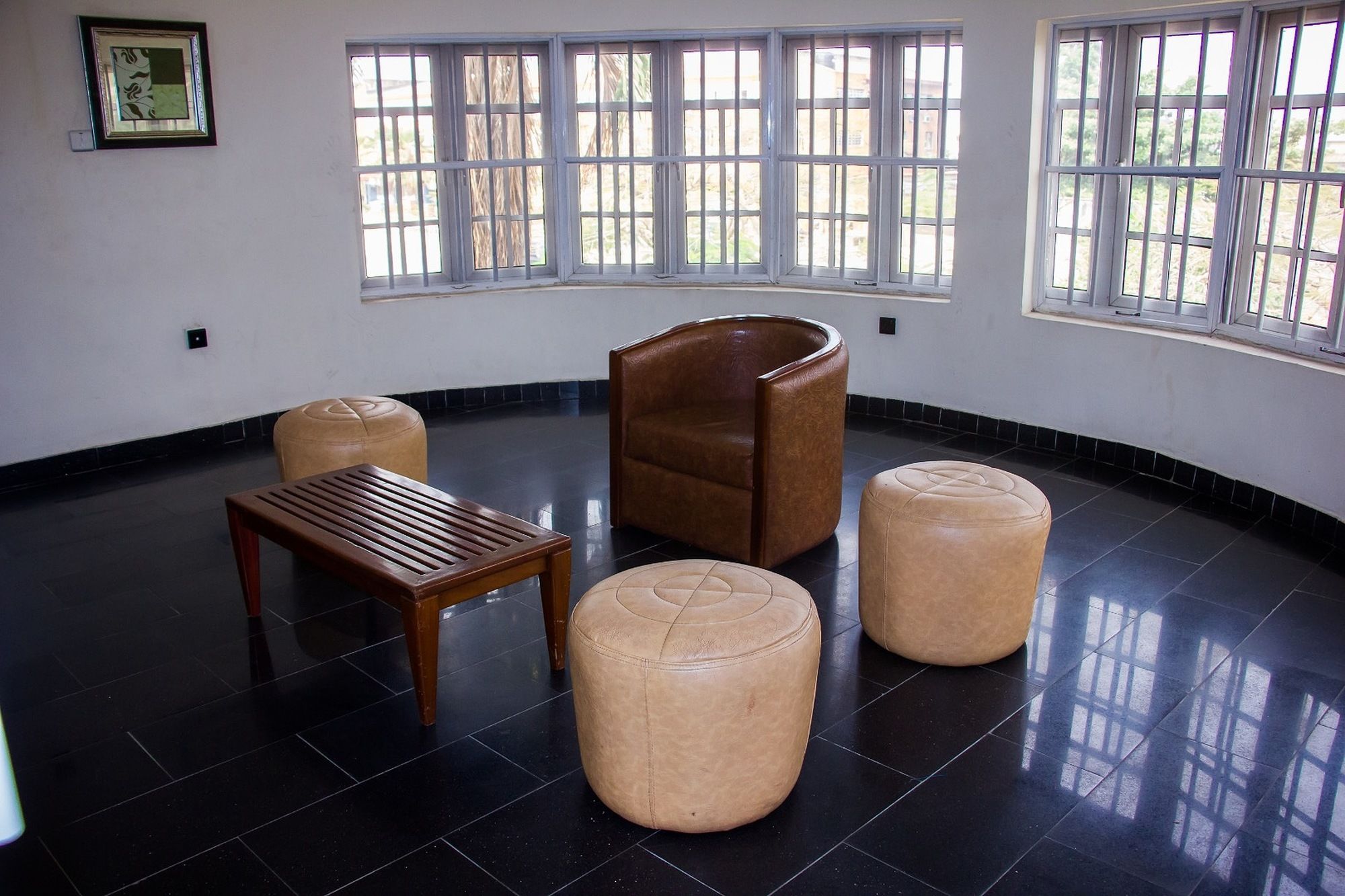 Фото Chelsea Suites Annex