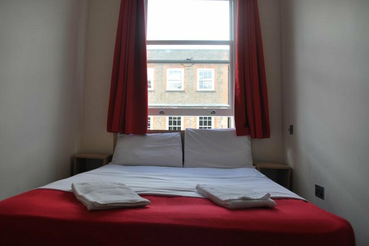 Фото Goodwood Hotel