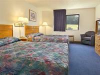 Фото Super 8 by Wyndham Macomb