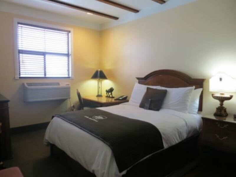 Фото Brand Plaza Hotel