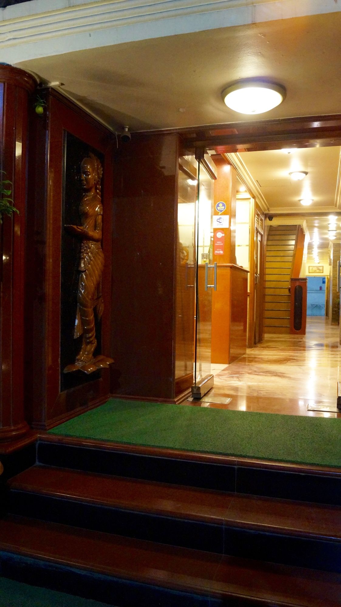 Фото Hotel Shivam
