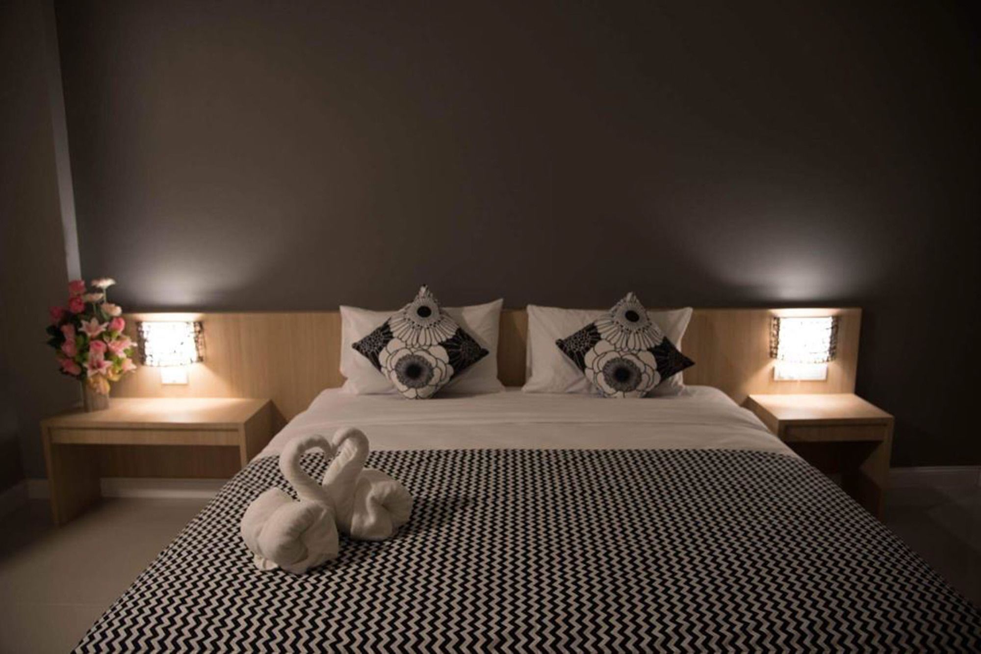 Фото It's Me Keawanong Hotel