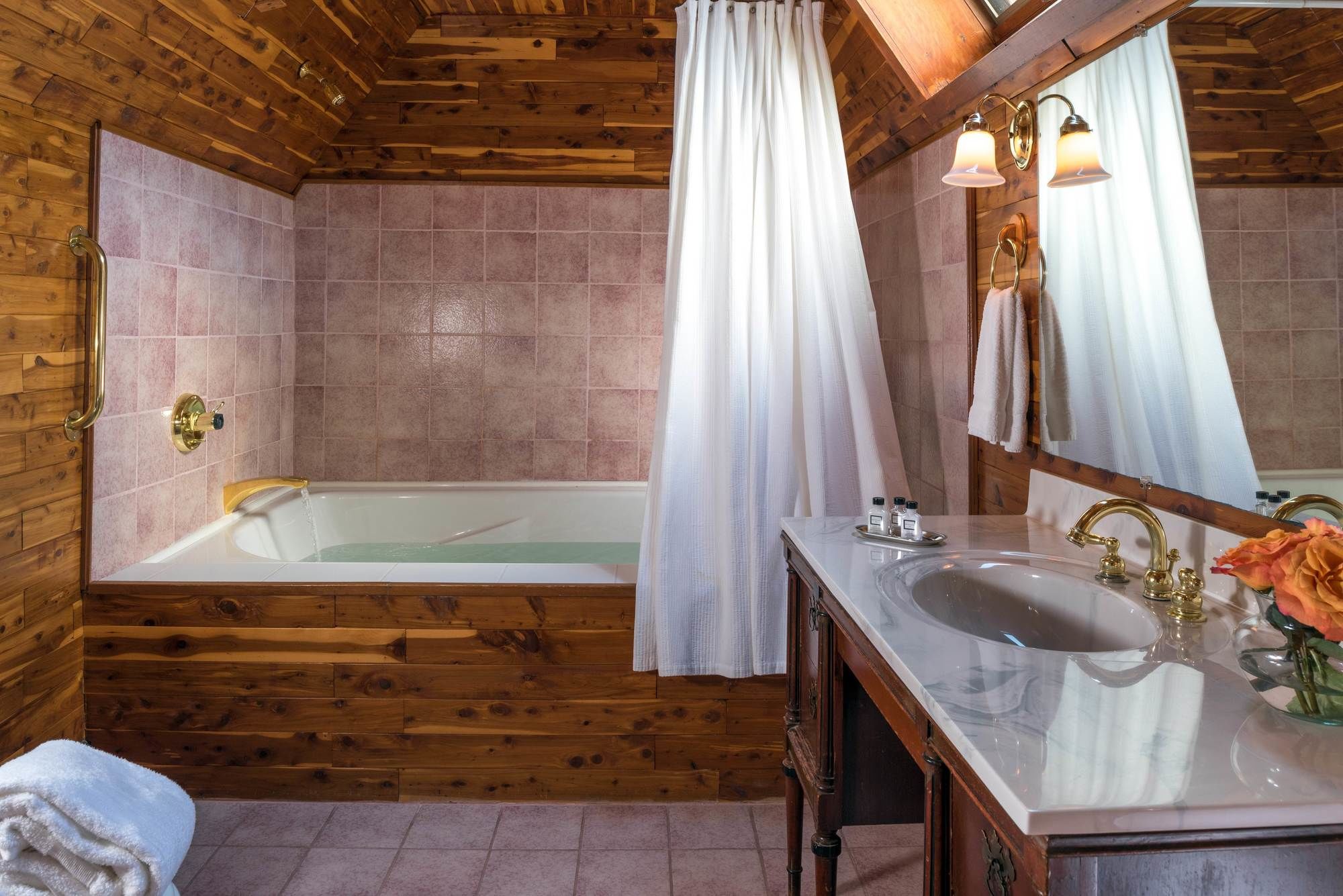 Фото Manor House Inn