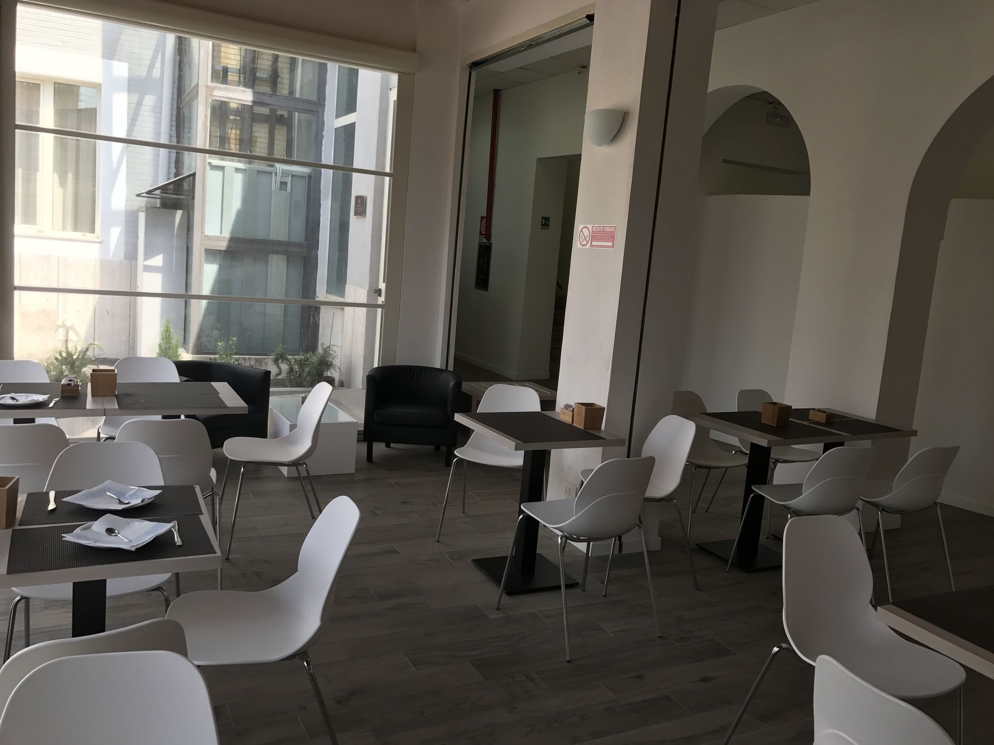 Фото Academy Hotel Fiumicino