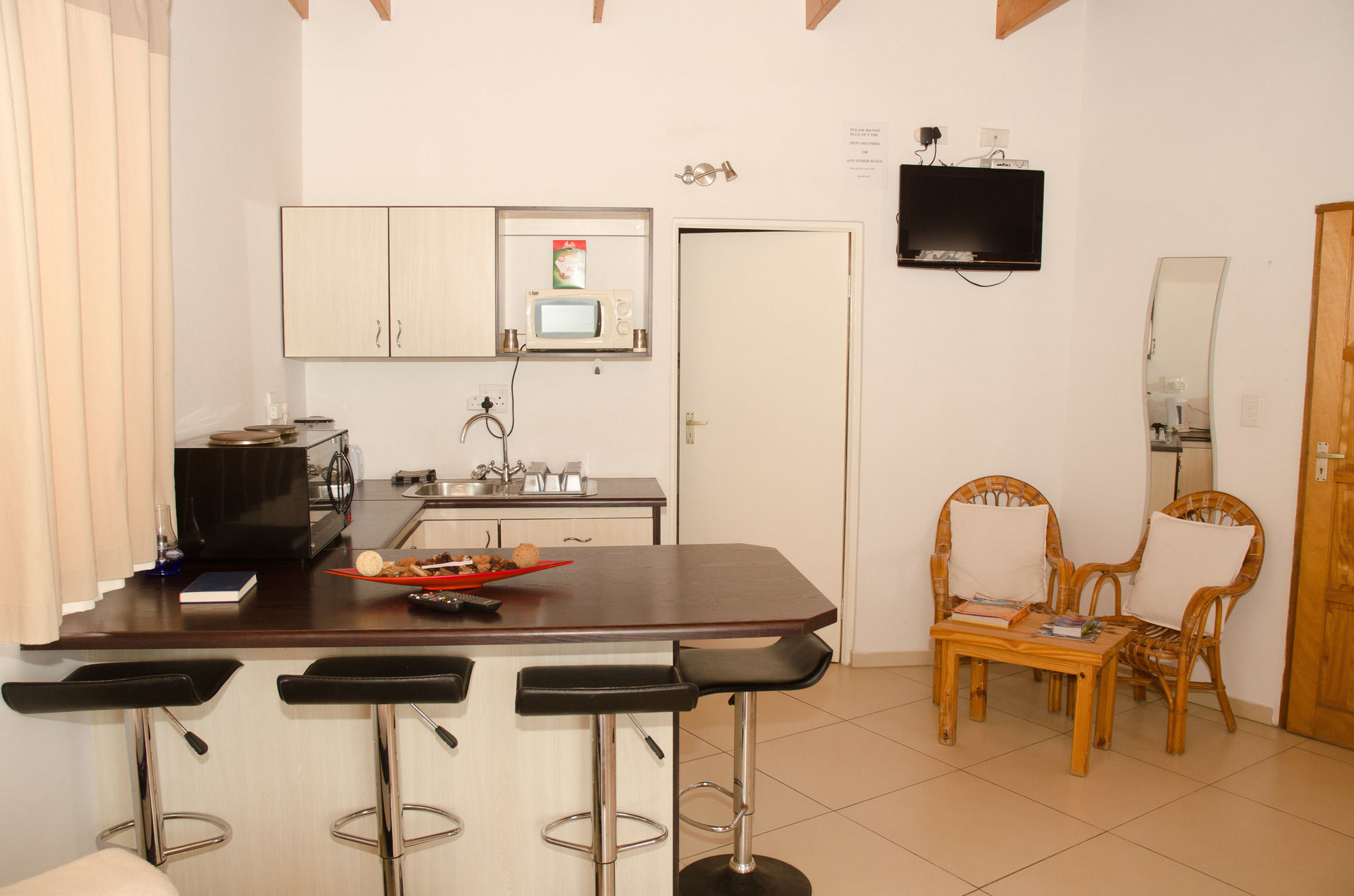 Фото Swakopmund Accommodation