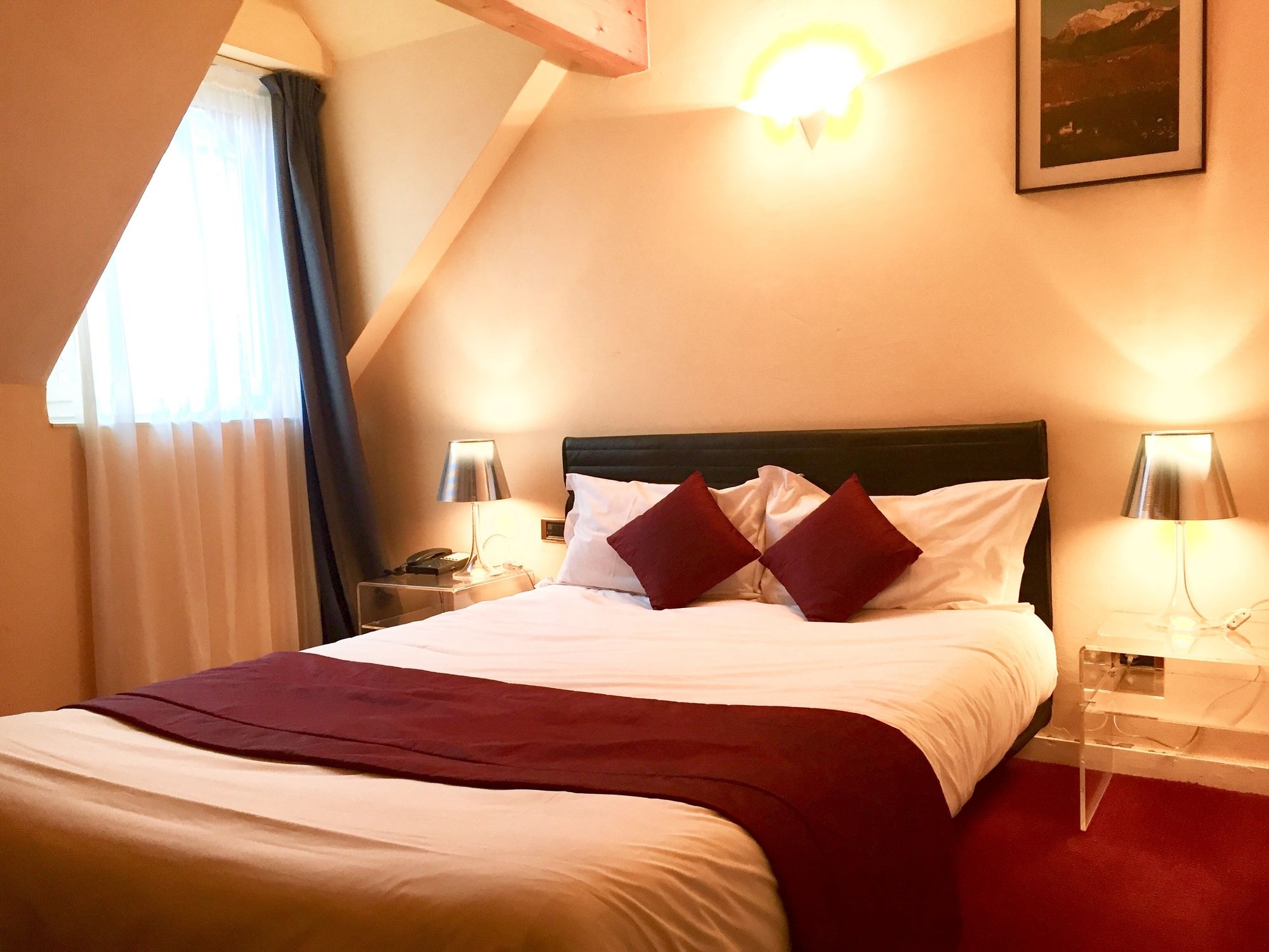 Фото Hôtel du Palais de l'Isle