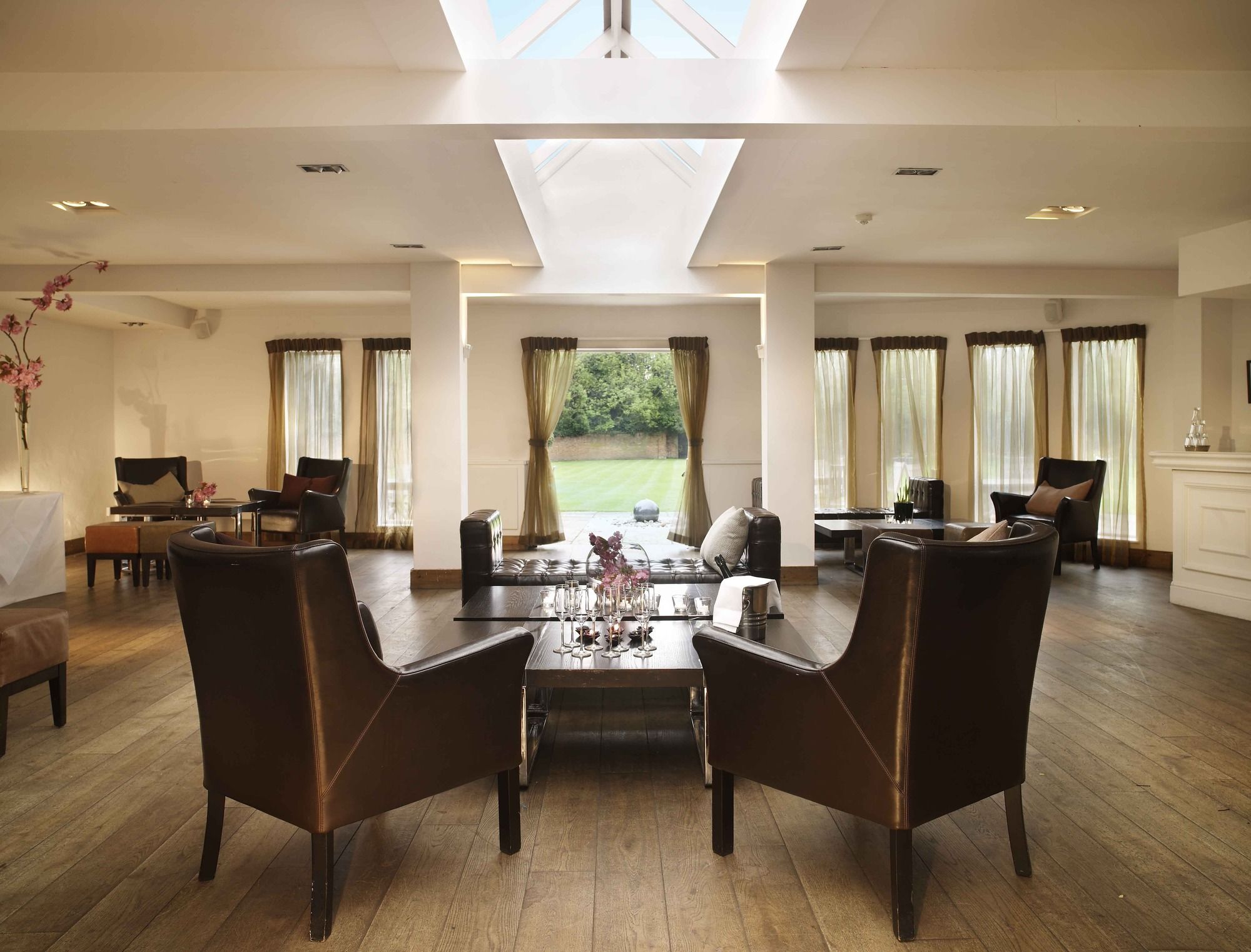 Фото Stoke Place Hotel