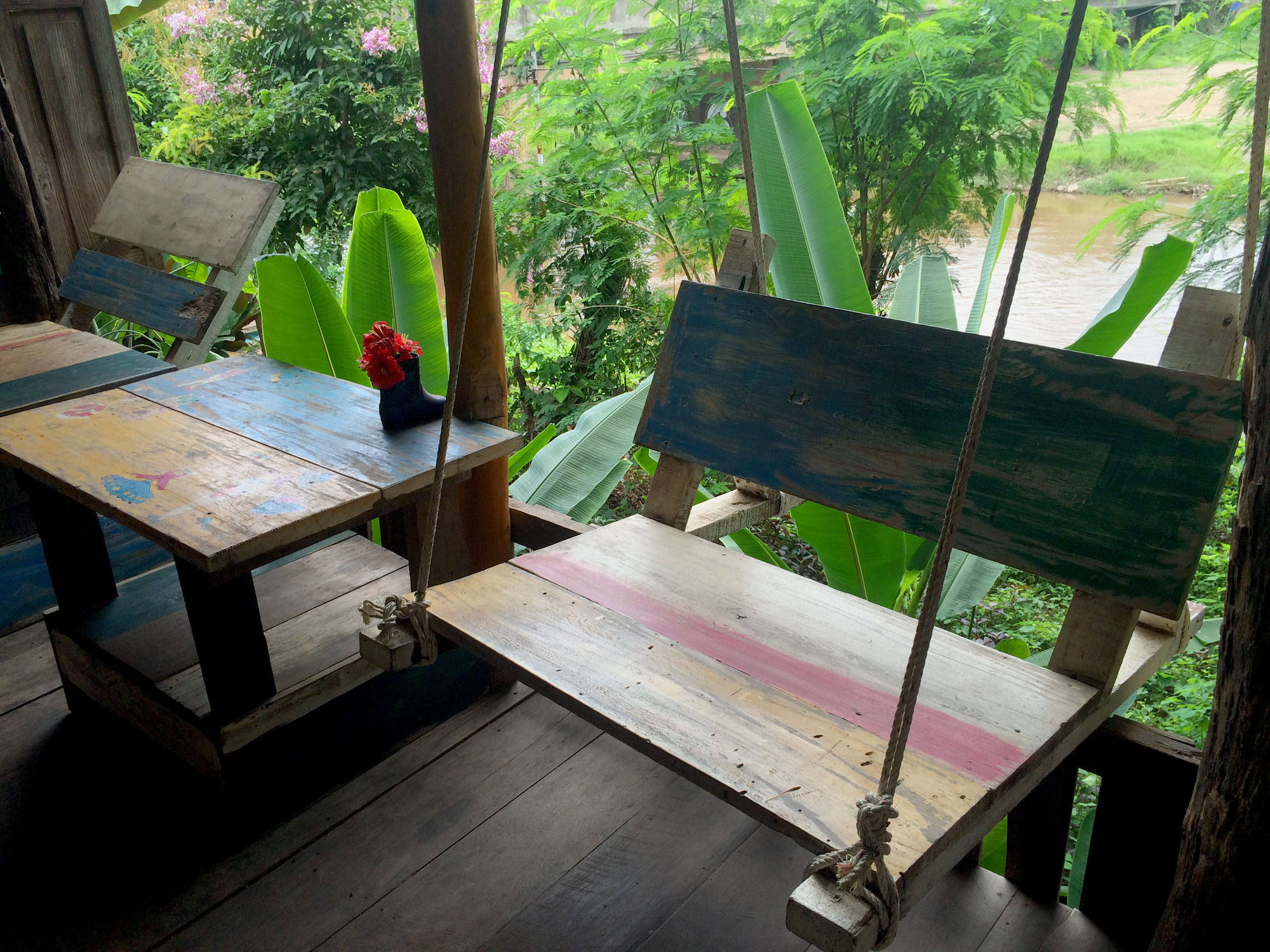 Фото Sawasdeepai River Resort