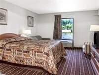 Фото Brentwood Inn & Suites