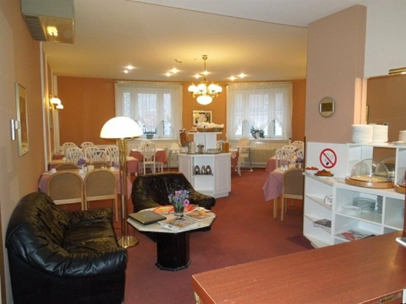 Фото Continental Hotel-Pension