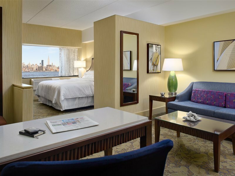 Фото Sheraton Lincoln Harbor Hotel
