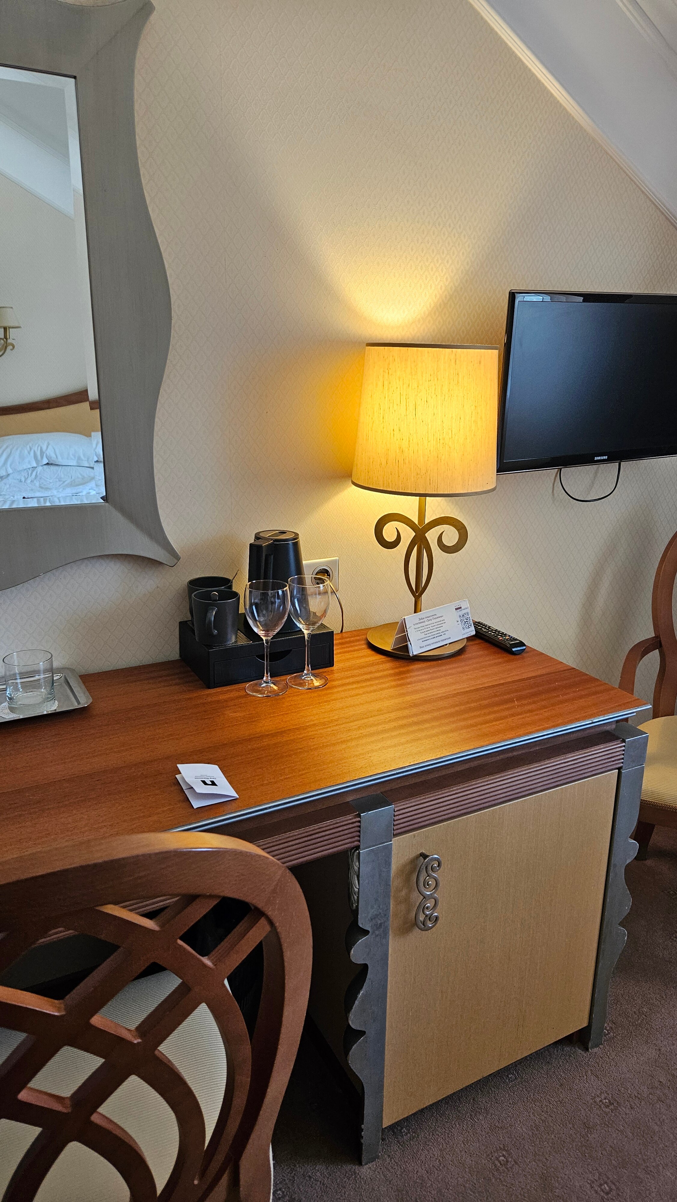 Фото Двор Подзноева, главный корпус