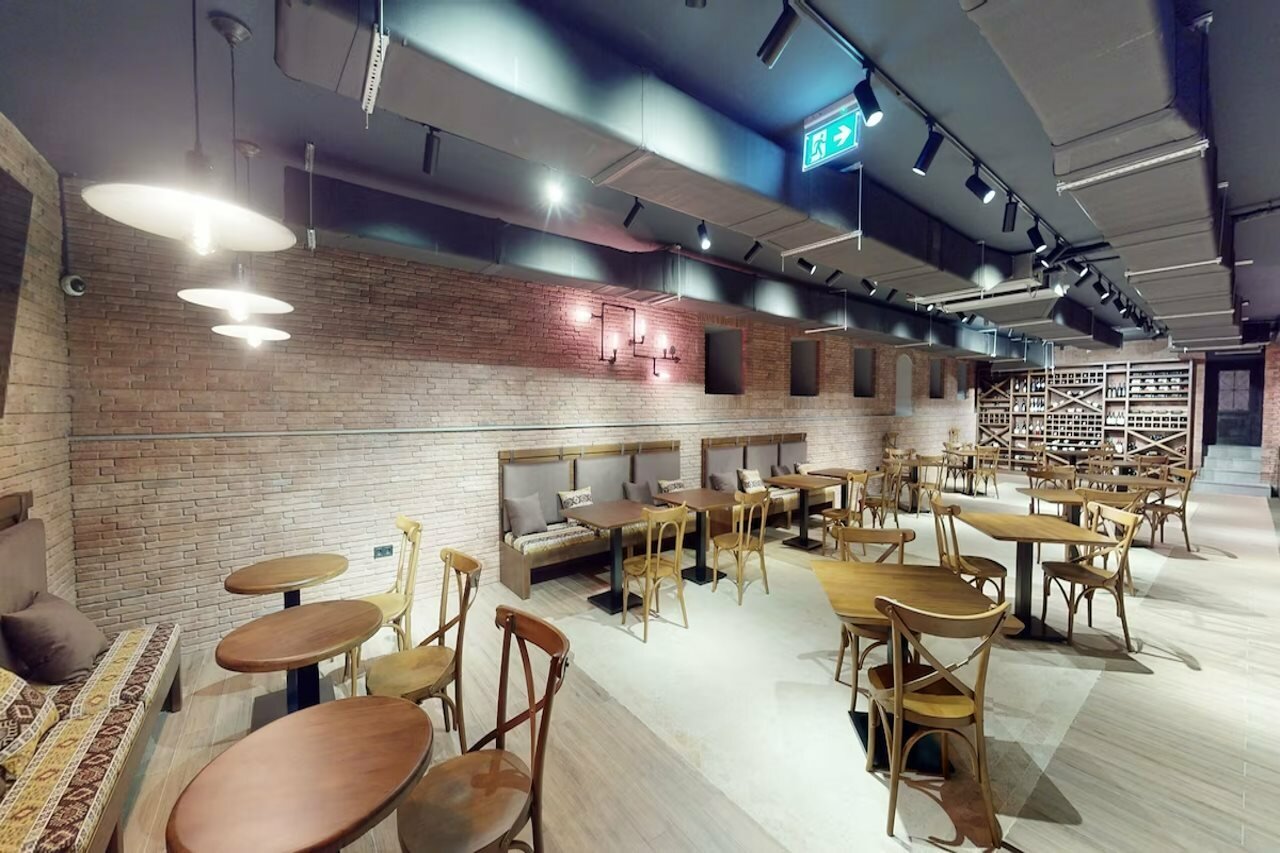 Фото Epigraph Town Hotel