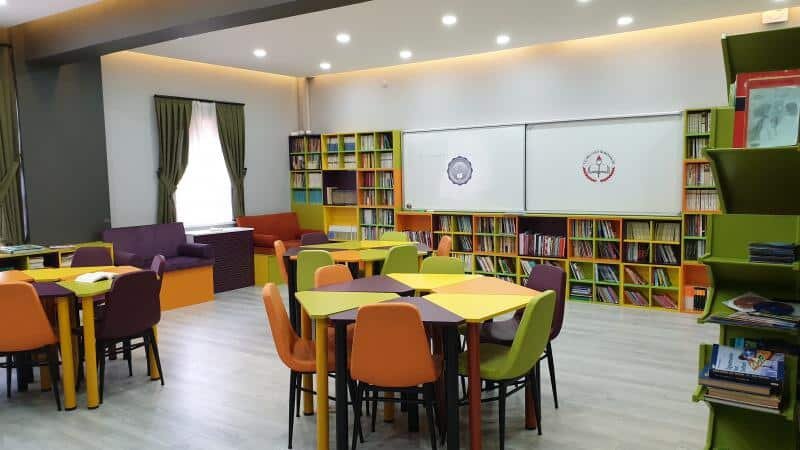 Escuela de enseñanza general Kucukbakkalkoy Kemal Berktan Secondary School, , foto