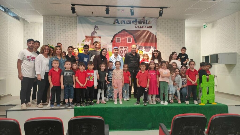 Primary school Turkelli Primary School, Izmir, photo