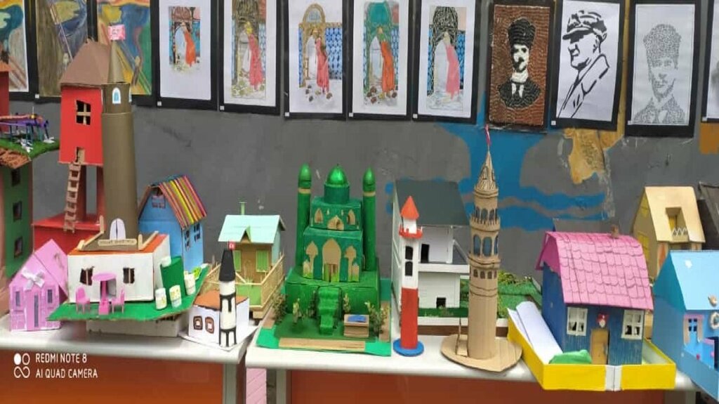School Sultanlar Middle School, Istanbul, photo