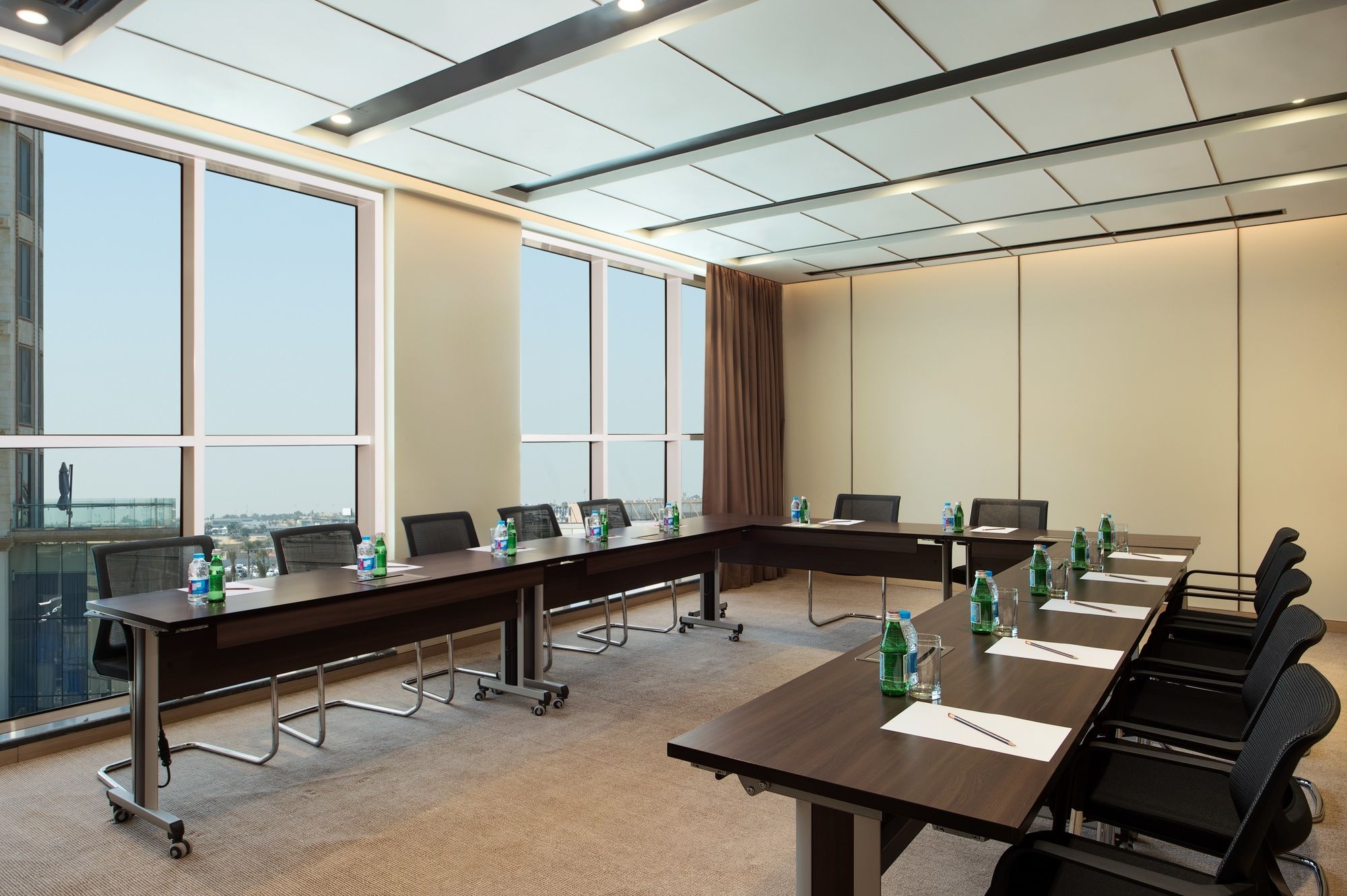 Фото Hilton Garden Inn Al Khobar