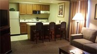 Фото Cloverleaf Suites Columbus - Dublin