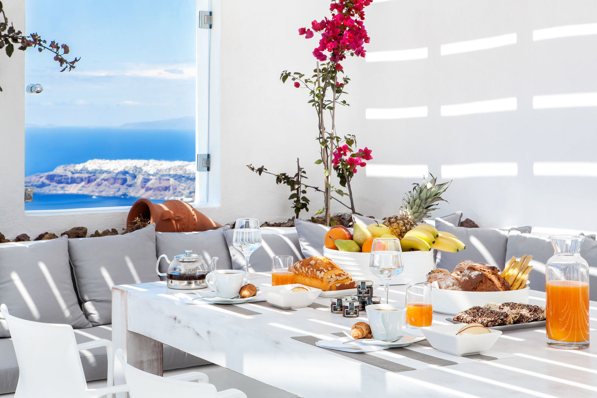 Фото Erossea Villa Santorini Imerovigli