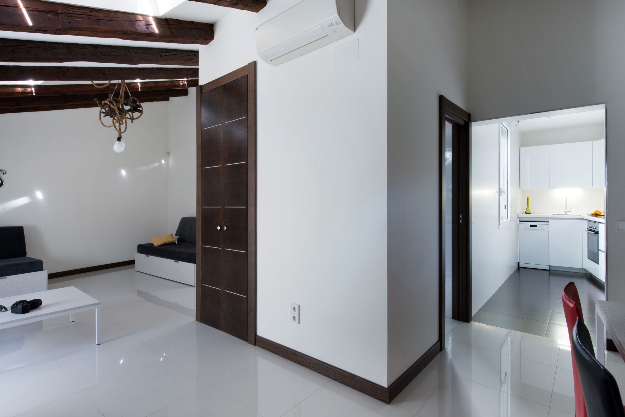 Фото Roisa Suites