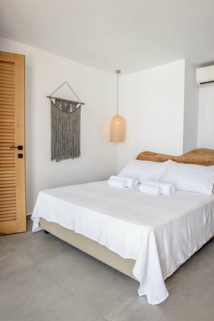 Фото Irida Hotel