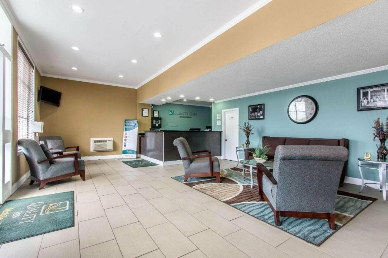 Фото Quality Inn Downtown Historic District