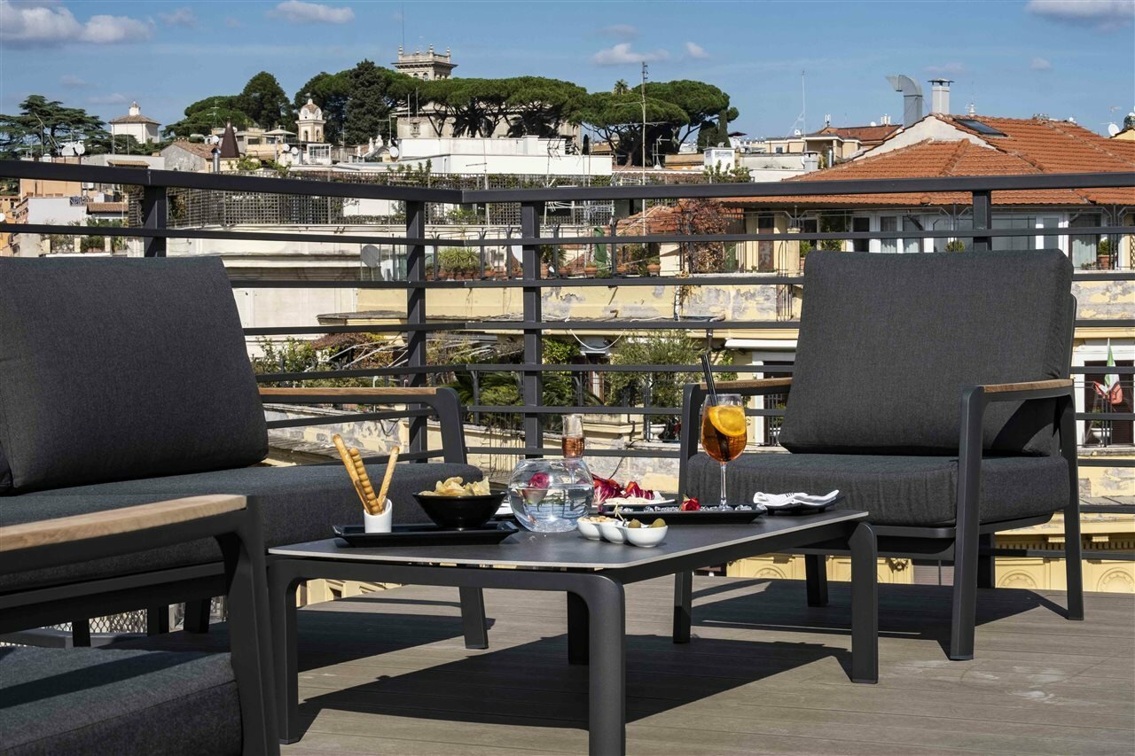 Фото Отель U-Visionary Roma