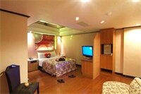 Фото The Young Hotel