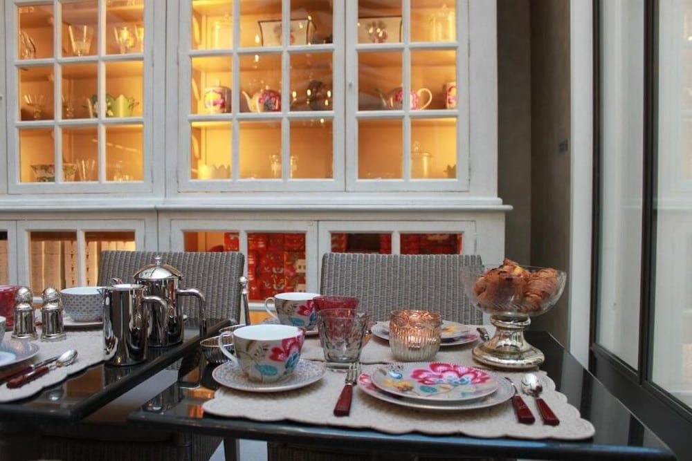 Фото My Home in Paris Hotel